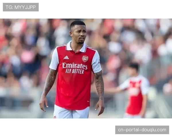 通讯：揭秘朗斯新星中场杜库雷的成长故事——从加尔丹青训营到法甲主力